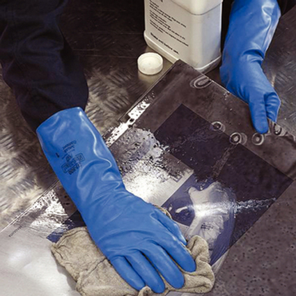 Guante nitrilo flocado ANSELL Alphatec 37-501 (ex Versatouch)